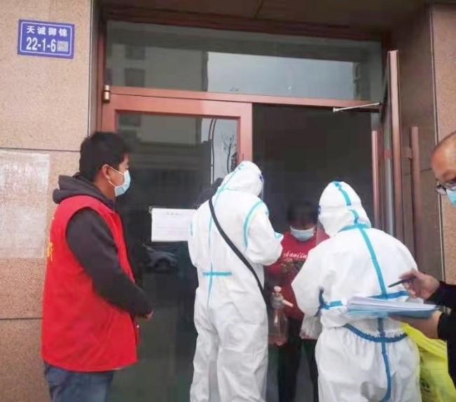 使命在肩  勇往直前 -- 敦煌種業(yè)黨員志愿服務隊防疫抗疫紀實